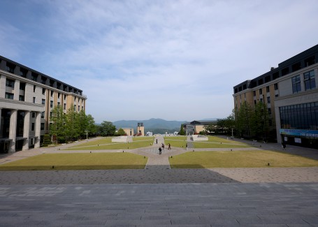 부산외국어대학교 홍보용 이미지